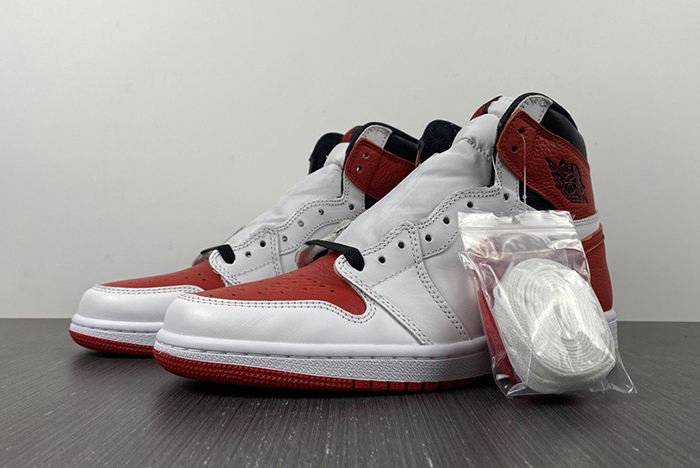 Air Jordan 1 High Heritage