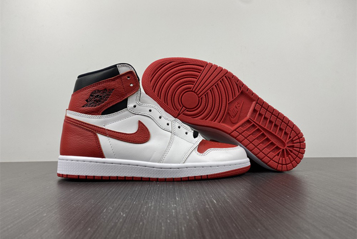 Air Jordan 1 High Heritage