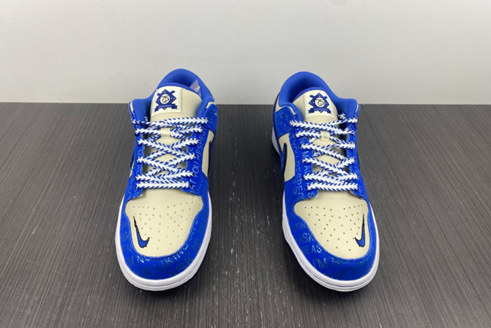 Nike Dunk Low “Jackie Robinson” DV2122-400