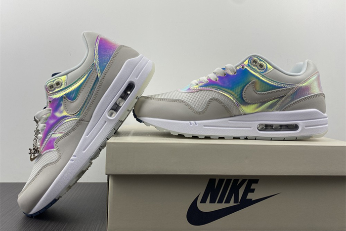 Air Max 1 AMD La Ville Lumière