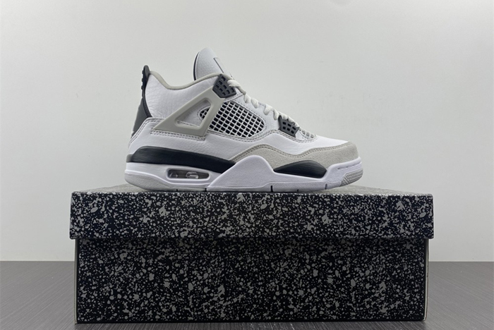 Air Jordan 4 Retro DH6927-111