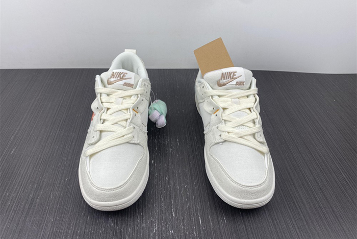 NIKE DUNK LOW DISRUPT 2