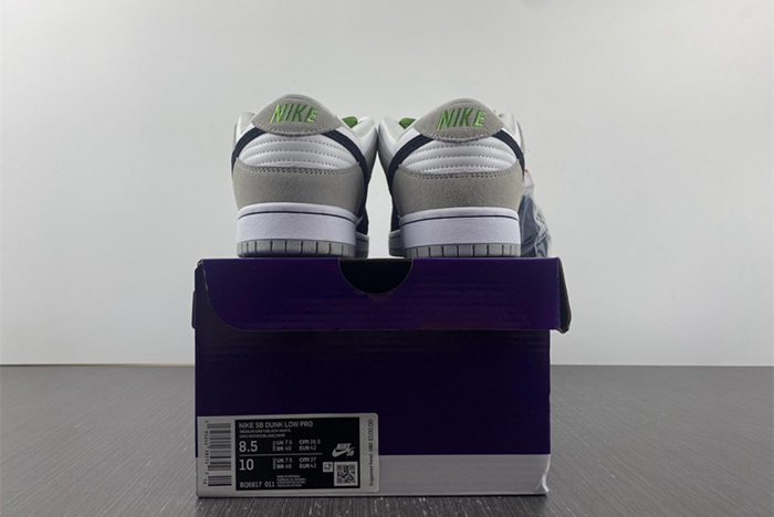 SB Dunk Low BQ6817-011