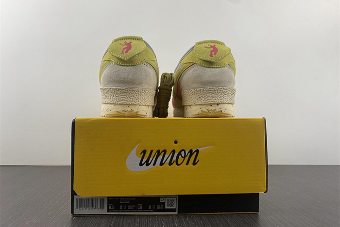 Union x Corte  DR1413-100