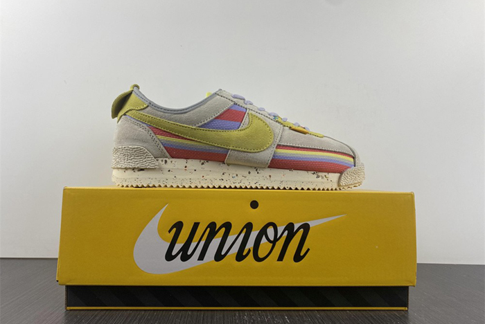 Union x Corte  DR1413-100