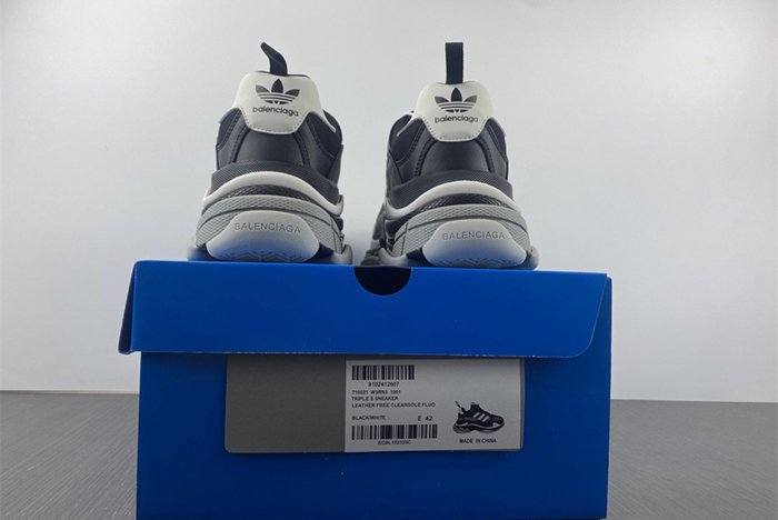 Ba*len*cia*ga 710021 w3rn3 1001