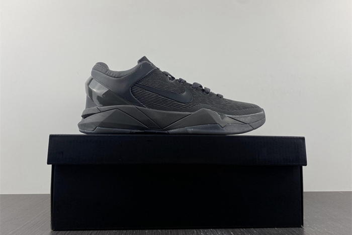 NIKE KOBE 7 FTB 869460-442