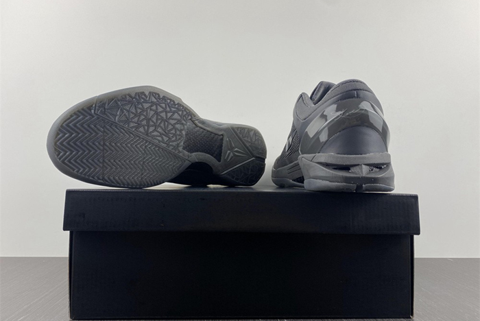 NIKE KOBE 7 FTB 869460-442