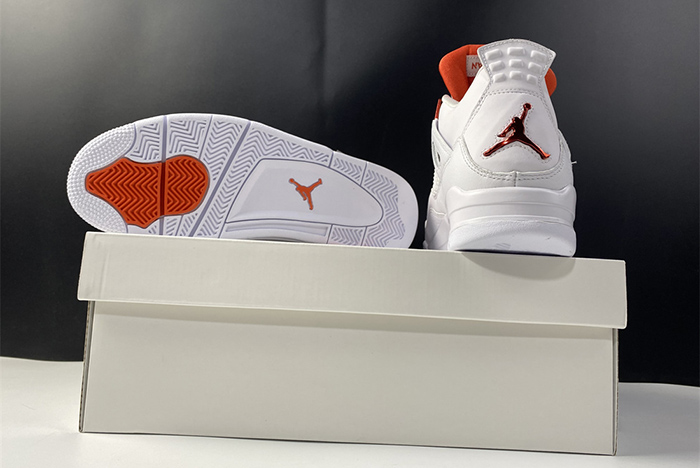 Air Jordan 4 “Pure Money” CT8527-118