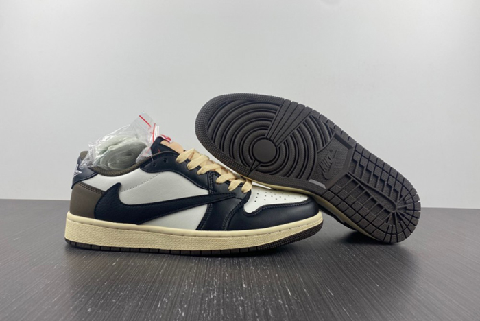 Travis Scott x Air Jordan 1 Low OG AJ1 CQ4277-105