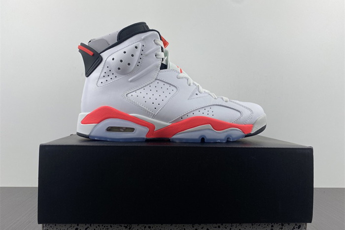 Air Jordan 6 ＂White Infrared＂ 384664-123