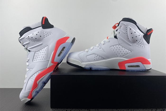 Air Jordan 6 ＂White Infrared＂ 384664-123