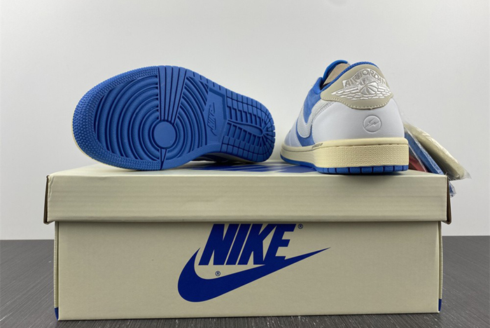 Nike Air Jordan 1 Low  CQ4277-212