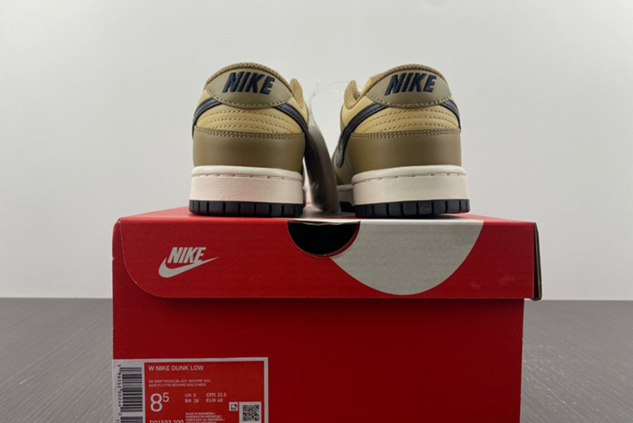 Dunk Low "Dark Driftwood" DD1503-200