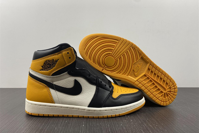 Air Jordan 1 High OG “Yellow Toe” 555088-711