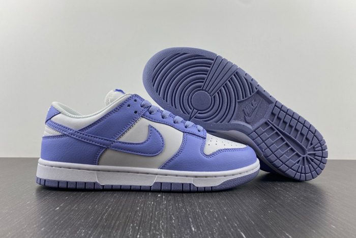 Dunk Next Nature White and Volt Low DN1431-103