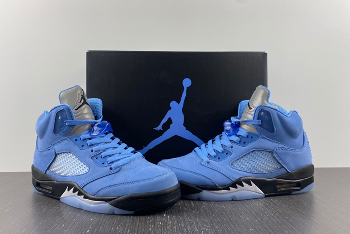 Air Jordan 5 “UNC” DV1310-401