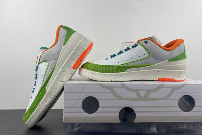 AJ2 Low x Titan DV6206-183