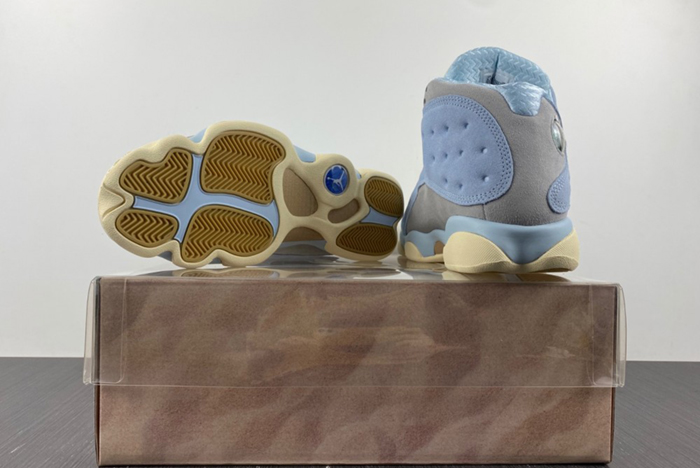 Air Jordan 13+SOLEFLY  DX5763-100