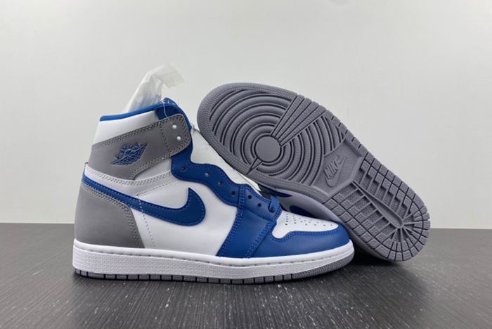 Air Jordan 1 High OG “True Blue”