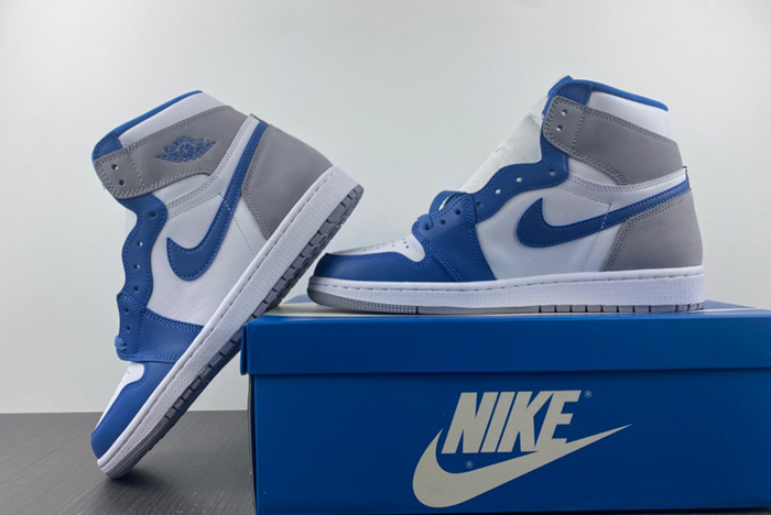 Air Jordan 1 High OG “True Blue”