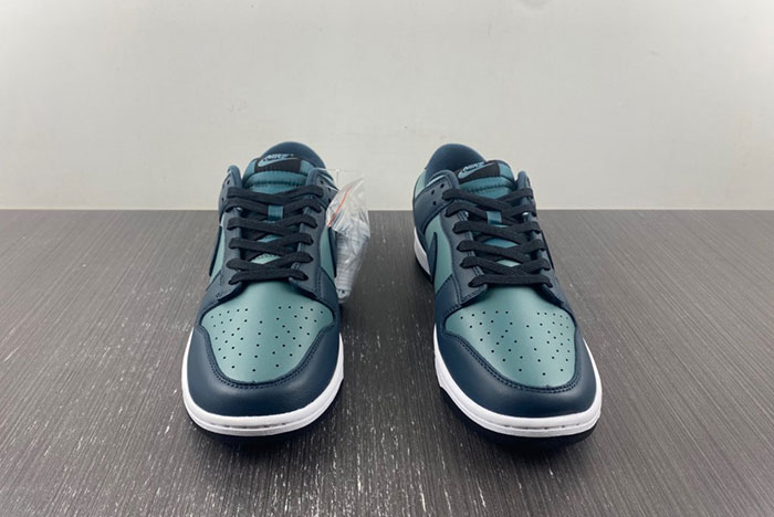 Nike Dunk Low Retro Armory Navy DR9705-300