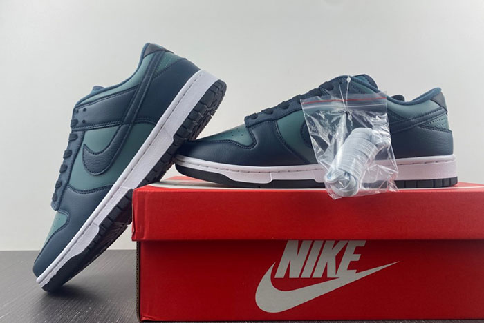 Nike Dunk Low Retro Armory Navy DR9705-300
