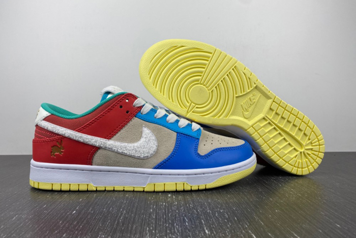 (NIKE)Dunk SB low FD4203-111