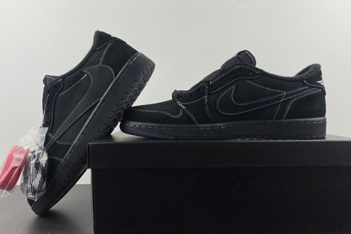 Travis Scott x Air Jordan 1 Low OG DM7866-001