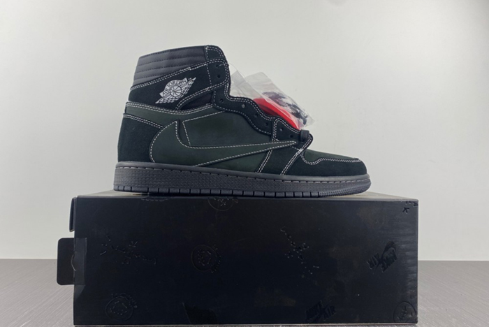 Travis Scott x Air Jordan 1 DM7866-001