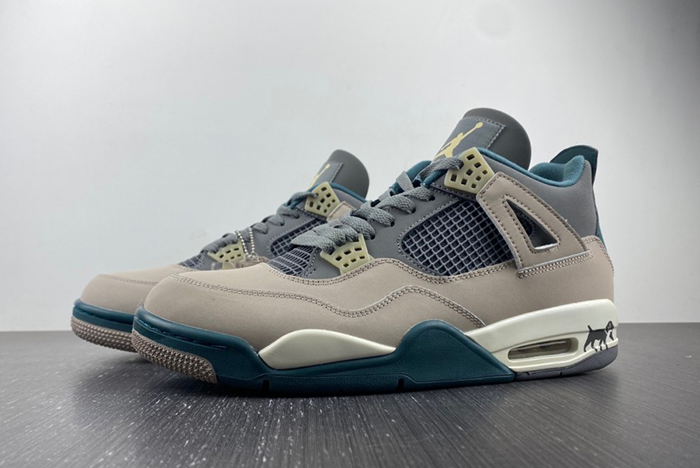 Air Jordan 4 SECRAFT DV3742-021a