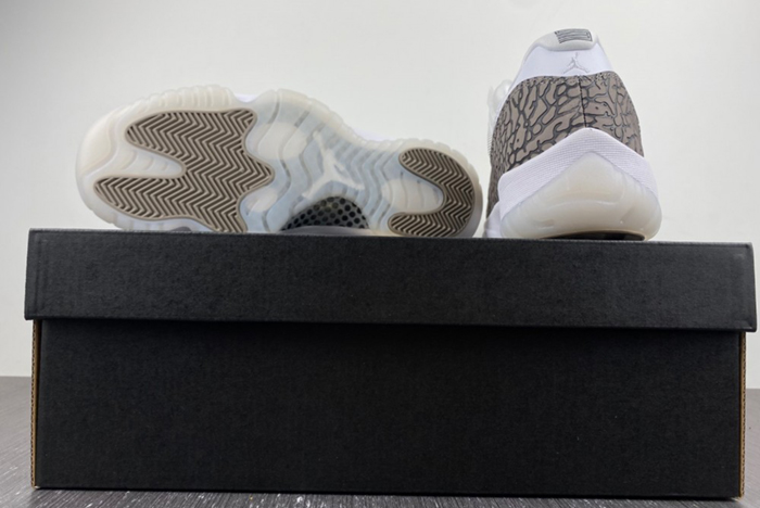 Air Jordan 11 Low WMNS “Yellow Snakeskin” AV2187-140a