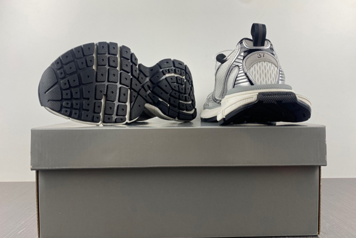 Ba*len*cia*ga -phantom sneaker w1rb5 2801