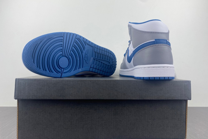 NIKE AIR JORDAN DQ8423-014