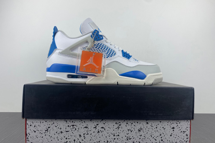 AJ4 AIR JORDAN 4 OG “MILITARY BLUE” 308497-105P