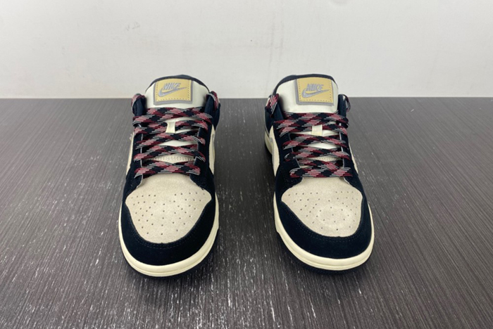 Nike Dunk Low “Pink Suede  DV3054-001