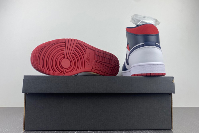 AIR JORDAN 1 MID SE ‘USA 852542-104