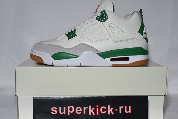 Nike SB x Air Jordan 4 ‘Pine Green DR5415-103
