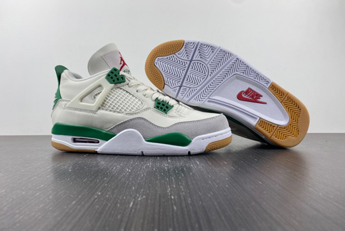 Nike SB x Air Jordan 4 ‘Pine Green DR5415-103