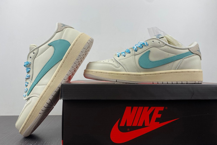 Travis Scott x Air Jordan 1 Low DM7866-102