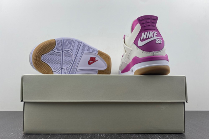 Nike SB x Air Jordan 4  DR5415-106