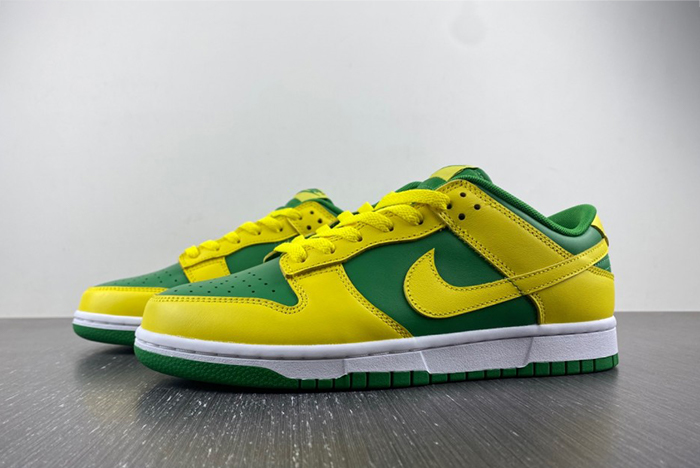 Nike Dunk Low “Reverse Brazil” DV0833-300