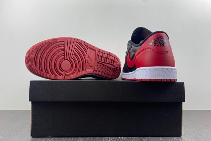 Air Jordan 1 Low OG “Bred 705329-001