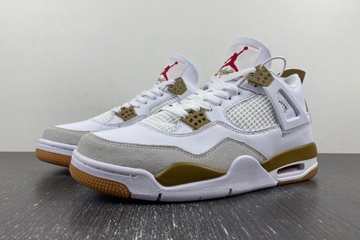 Nike SB x Air Jordan 4 DR5415-120