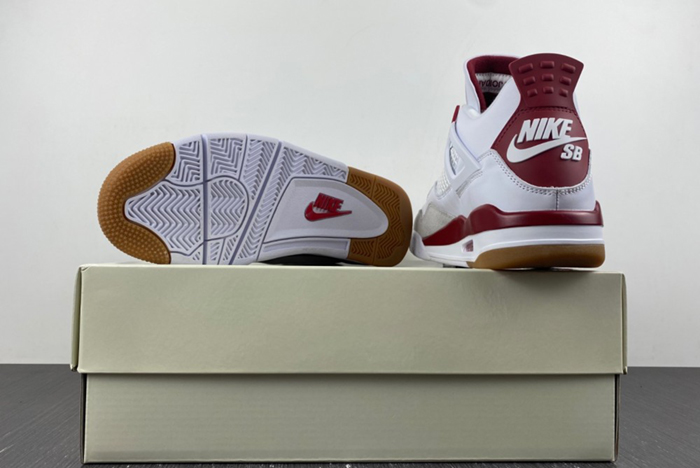 Nike SB x Air Jordan 4  DR5415-160