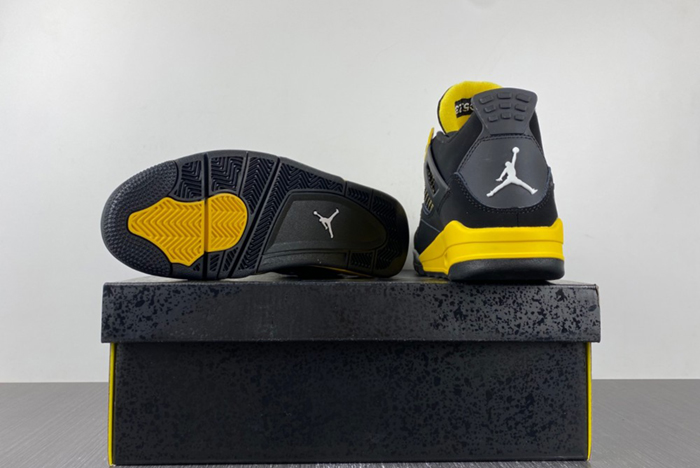 Air Jordan 4 DH6927-017