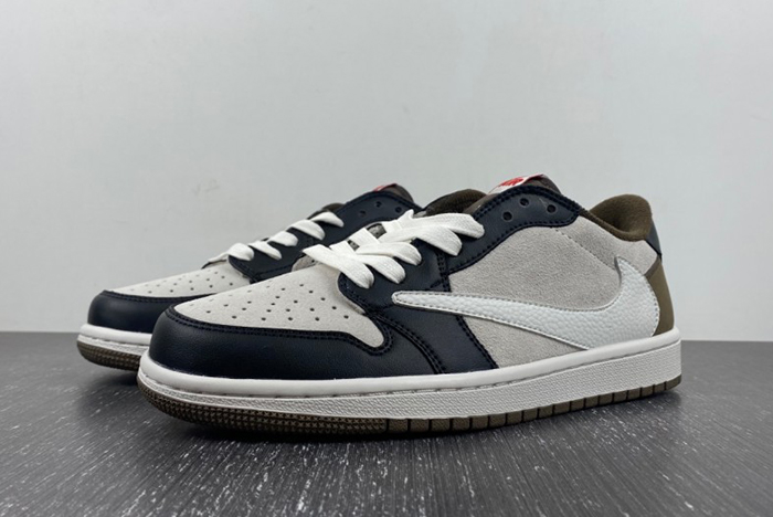 Travis Scott x Air Jordan 1 Low DM7866 902