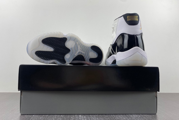 Air Jordan 11“DMP” CT8012-170