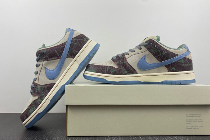Crenshaw Skate Club x Nike SB Dunk Low FN4193-100