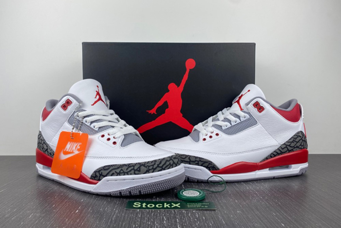 Air Jordan 3 OG “Fire Red” DN3707-160